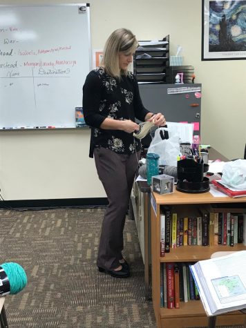 World Geography teacher Casey Penner starts making a type of Peruvian Folk Art. Penner wanted her students to gain an appreciation of art in other cultures.