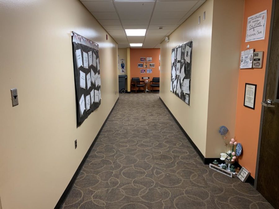 The+hallway+pictured+is+the+front+of++English+teacher+Megan+Spring%E2%80%99s+room+leading+to+English+teacher+Ashley+Deaver%E2%80%99s+room.+Sophomore+Royce+Dickinson+faced+a+paranormal+incident+of+his+back+being+tugged+when+he+was+alone.+